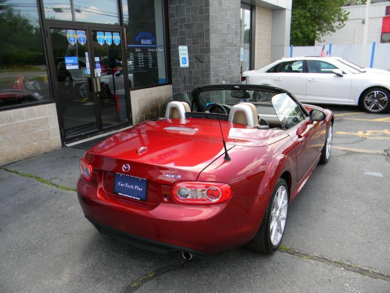Mazda MX-5 Miata  2010