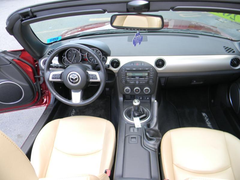 Mazda MX-5 Miata  2010
