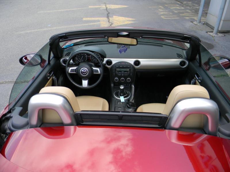 Mazda MX-5 Miata  2010