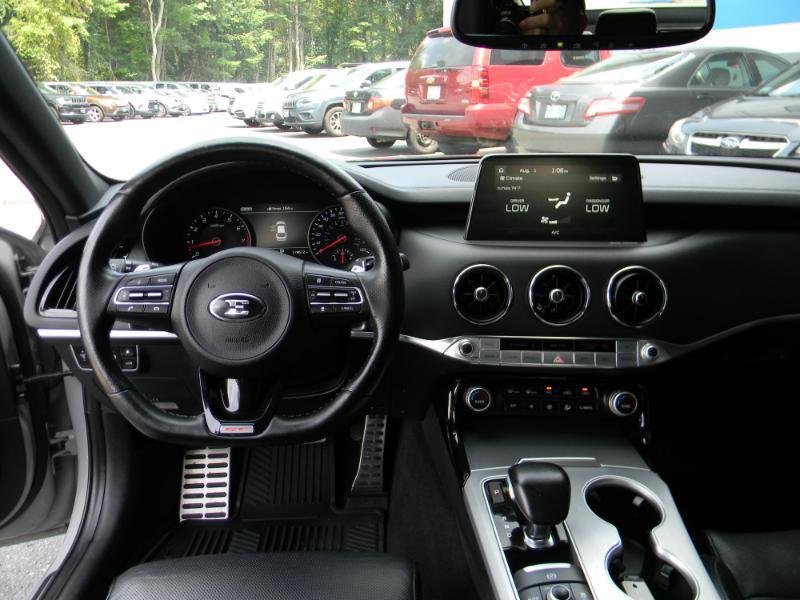 Kia Stinger  2019