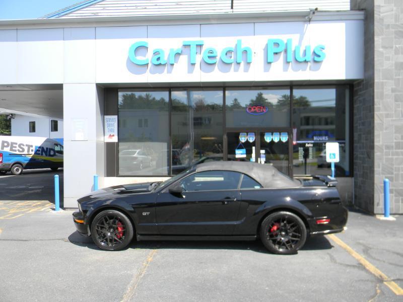 Ford Mustang  2005