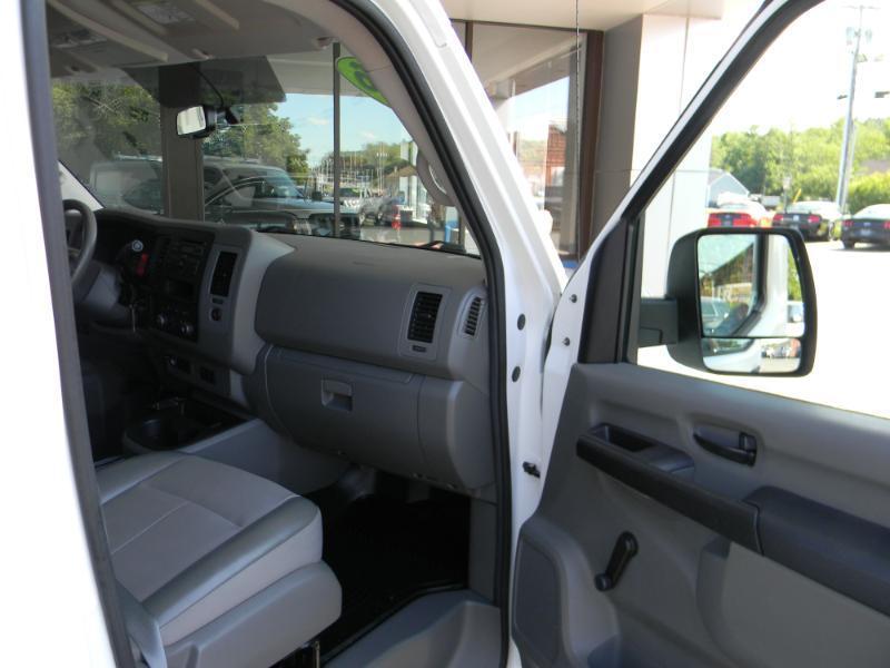 Nissan NV Cargo  2016