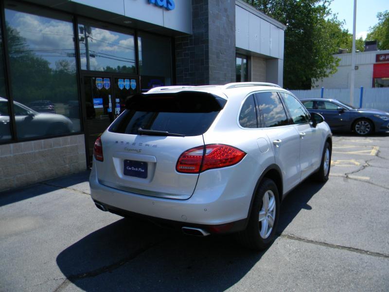 Porsche Cayenne  2014