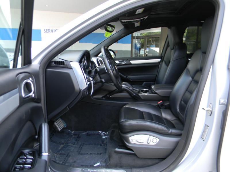 Porsche Cayenne  2014