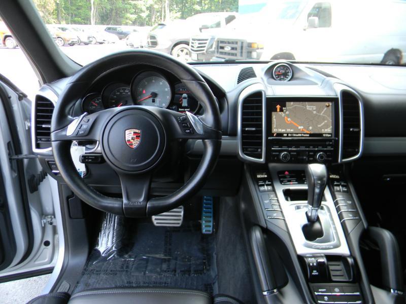 Porsche Cayenne  2014