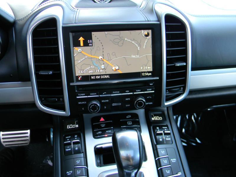 Porsche Cayenne  2014