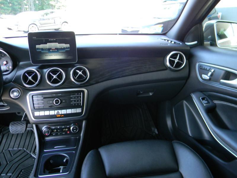 Mercedes-Benz GLA-Class  2019