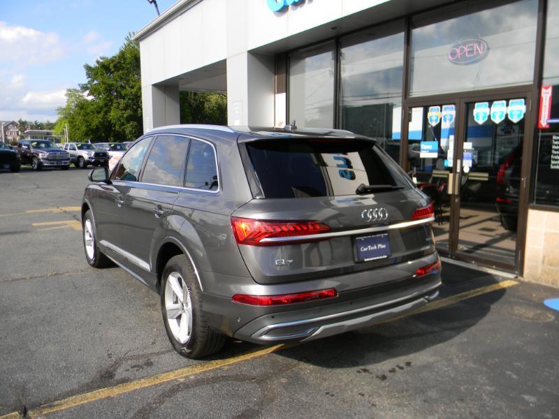 Audi Q7  2022