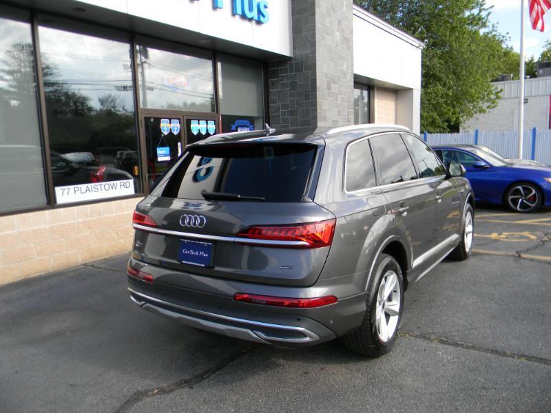 Audi Q7  2022