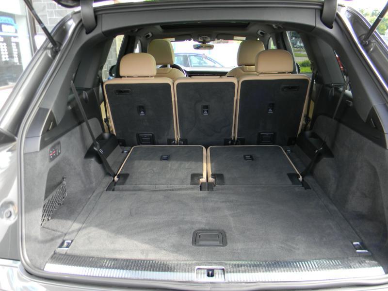 Audi Q7  2022