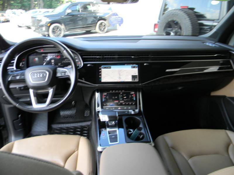 Audi Q7  2022