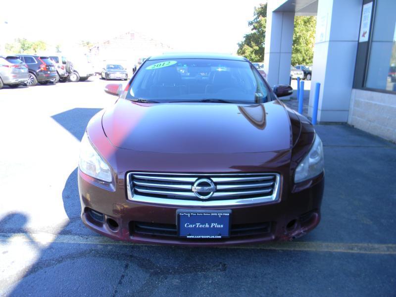 Nissan Maxima  2012
