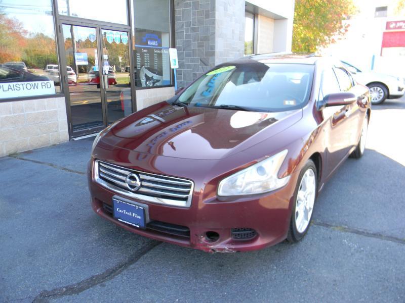 Nissan Maxima  2012