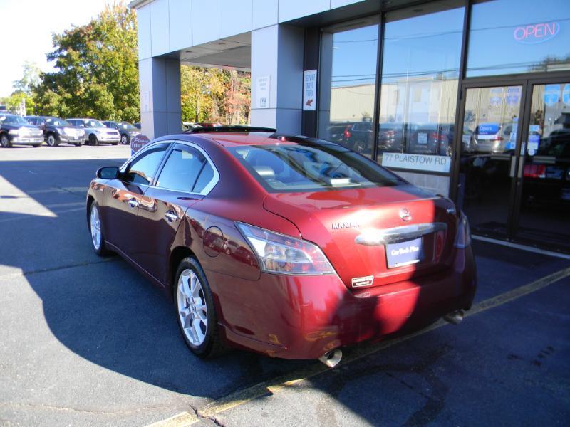 Nissan Maxima  2012