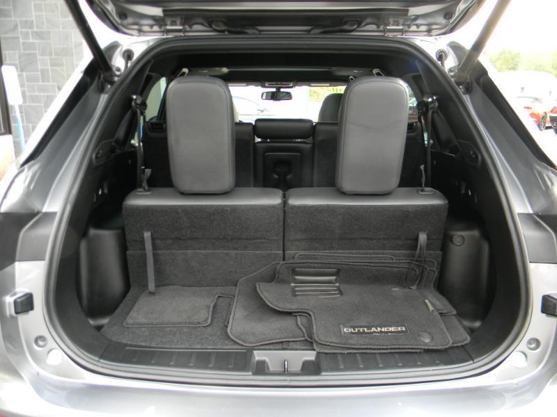Mitsubishi Outlander  2022