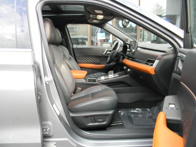 Mitsubishi Outlander  2022