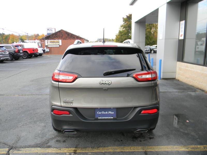 Jeep Cherokee  2017