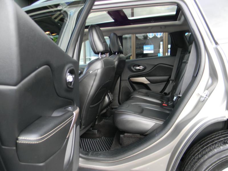 Jeep Cherokee  2017