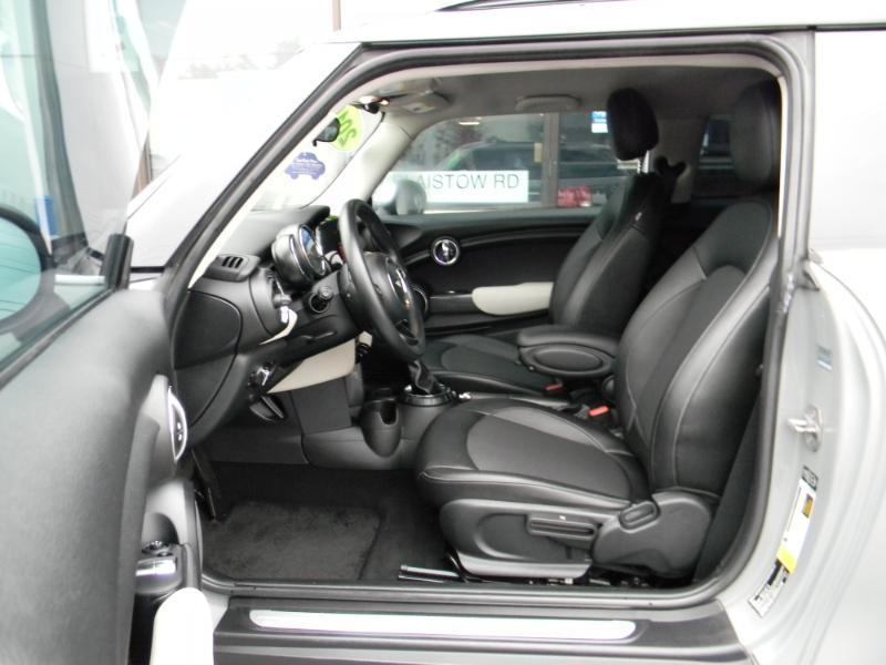 MINI Cooper  2015