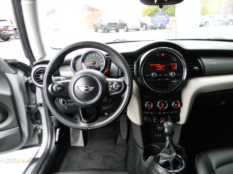 MINI Cooper  2015