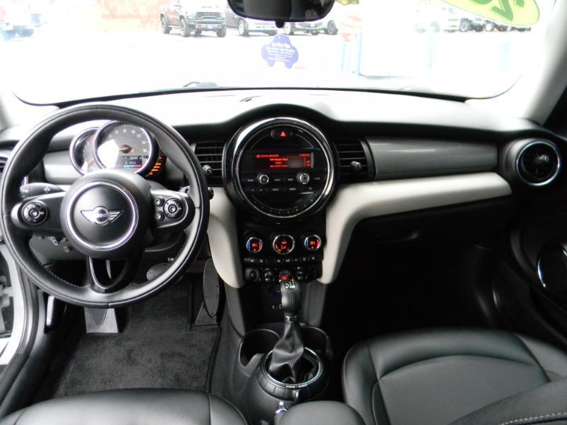 MINI Cooper  2015