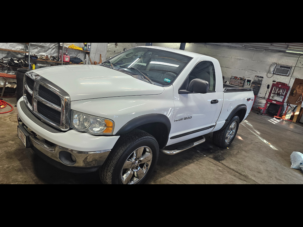 2004 Dodge Ram 1500 ST 4WD