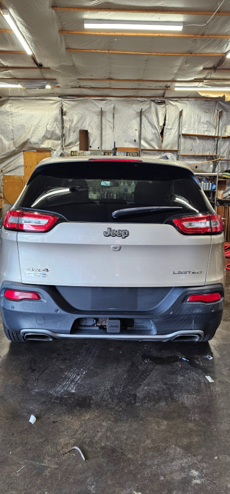 Jeep Cherokee Limited 4WD 2015