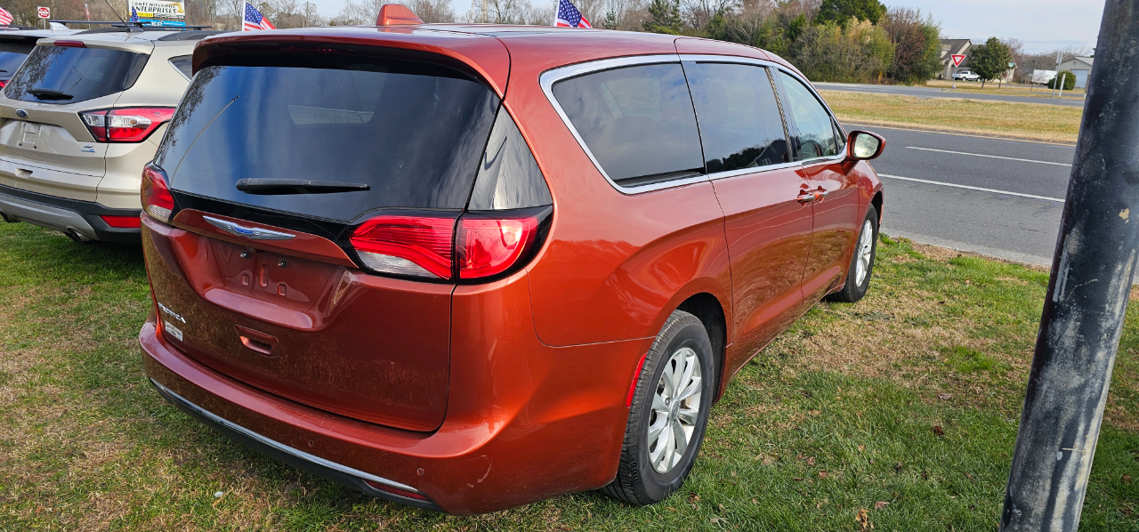 Chrysler Pacifica Touring Plus 2018