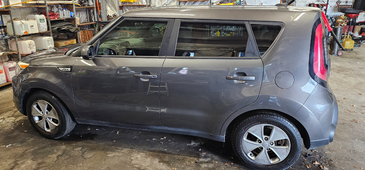 Kia Soul Base 6A 2016