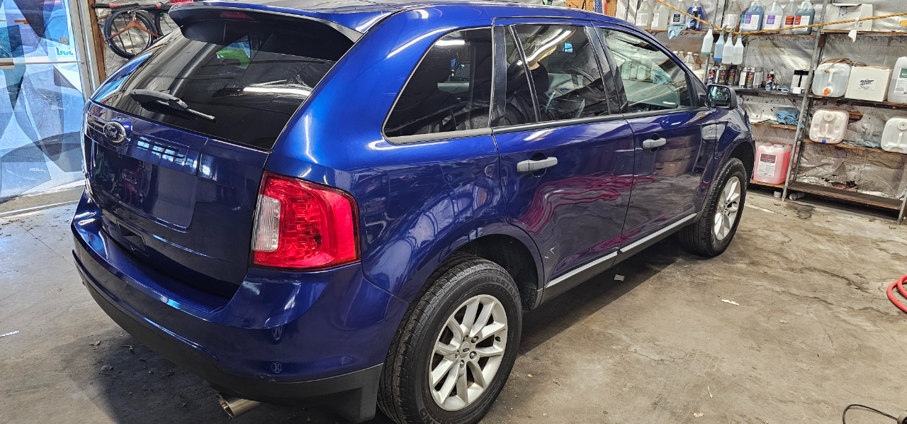 Ford Edge SE FWD 2014