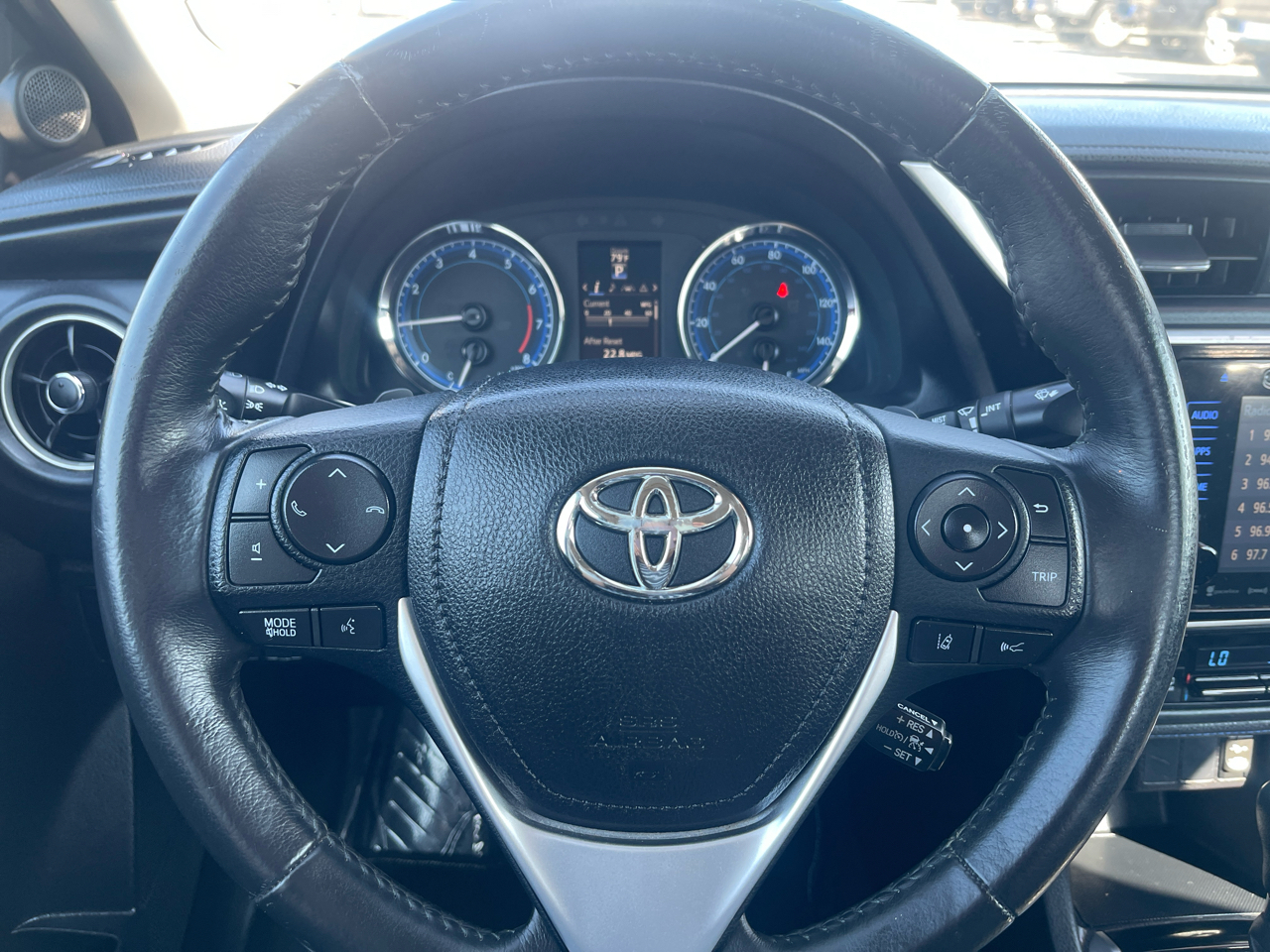 Toyota Corolla L 2017