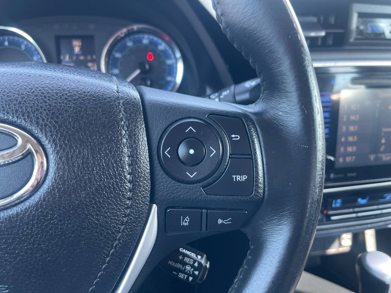 Toyota Corolla L 2017