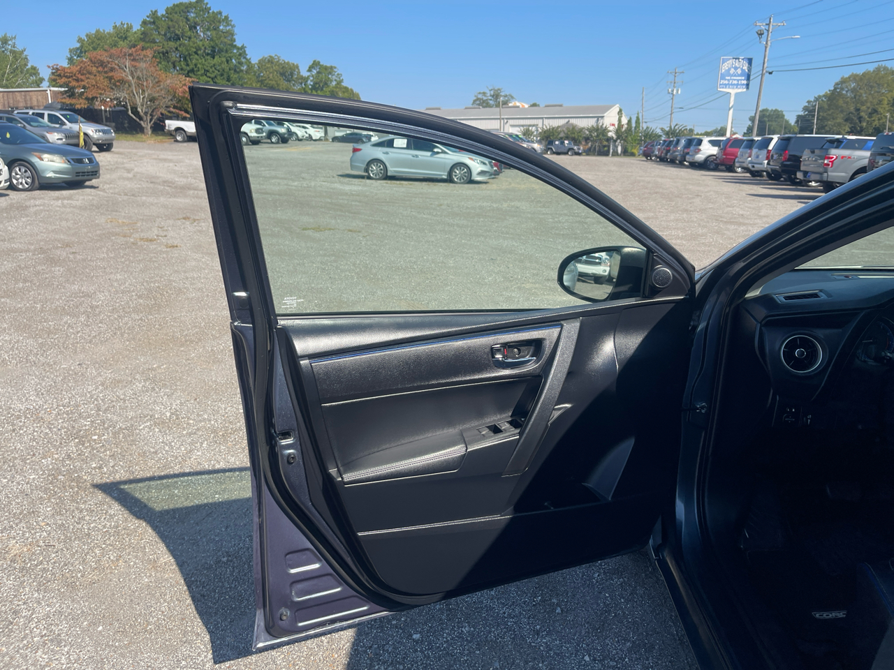 Toyota Corolla L 2017