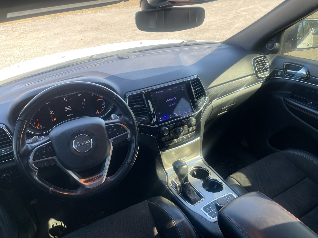 2020 Jeep Grand Cherokee Trailhawk photo 2