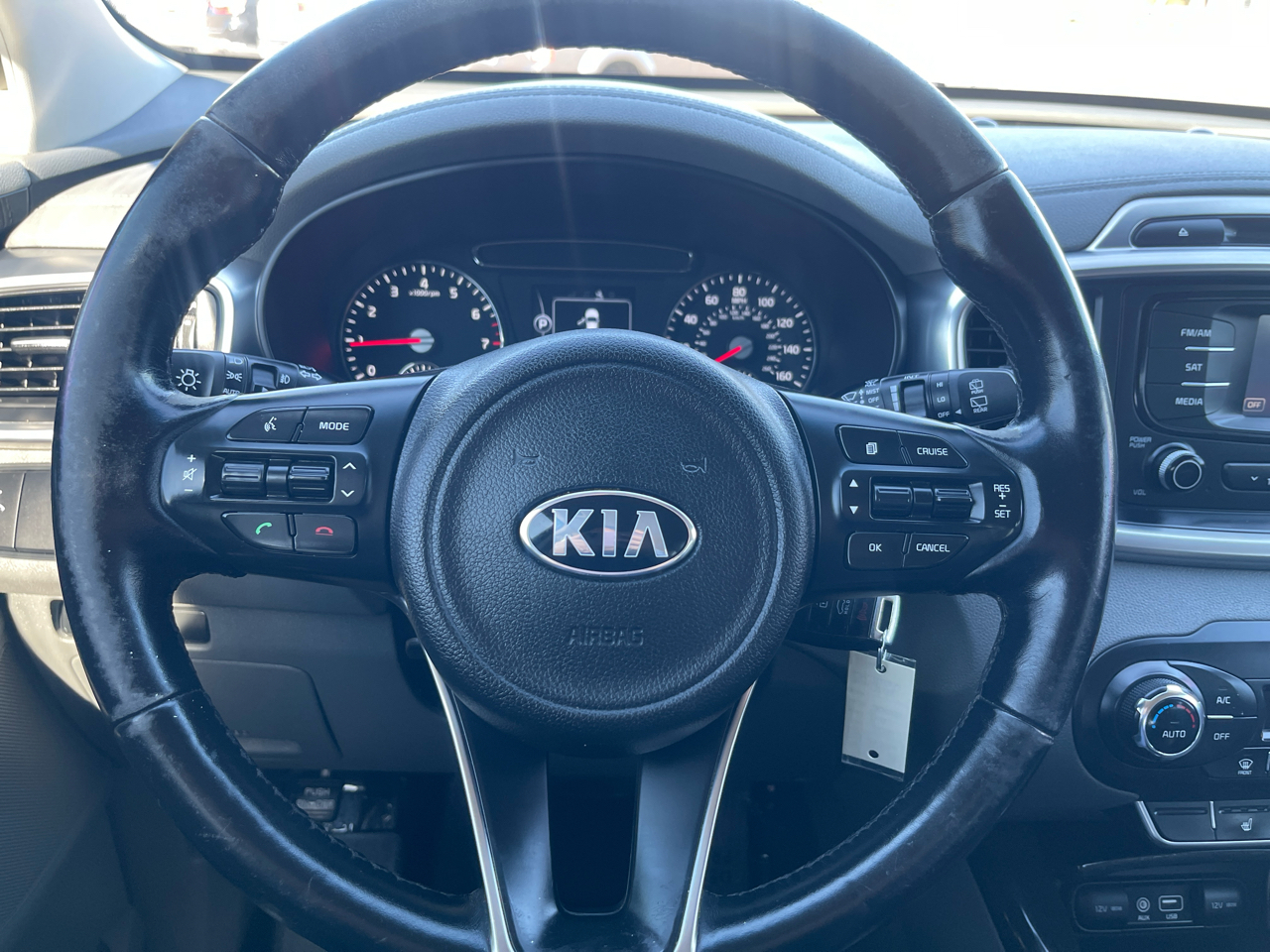 2016 Kia Sorento EX photo 2