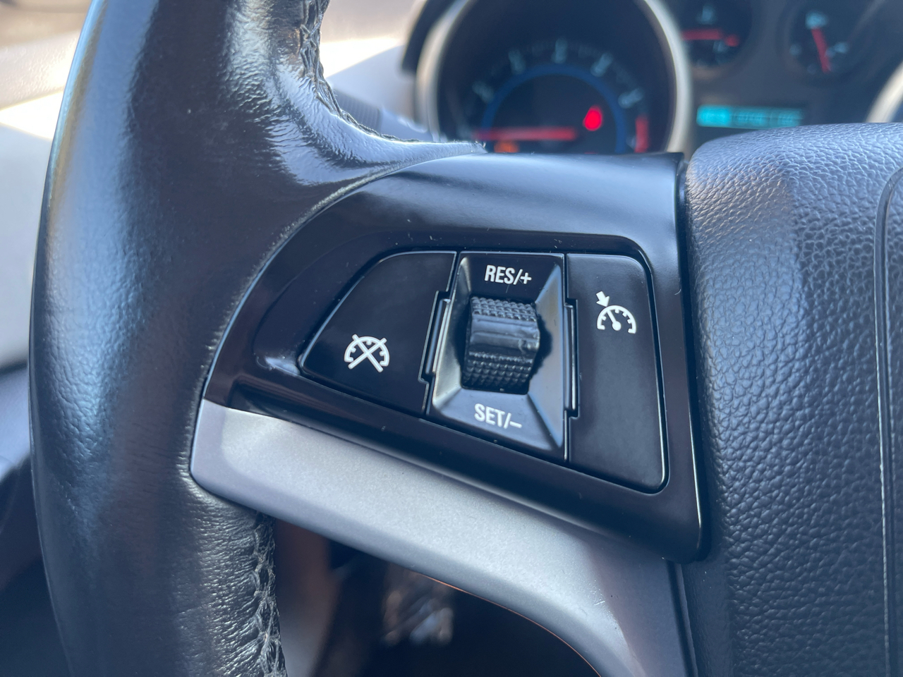 Chevrolet Cruze  2013