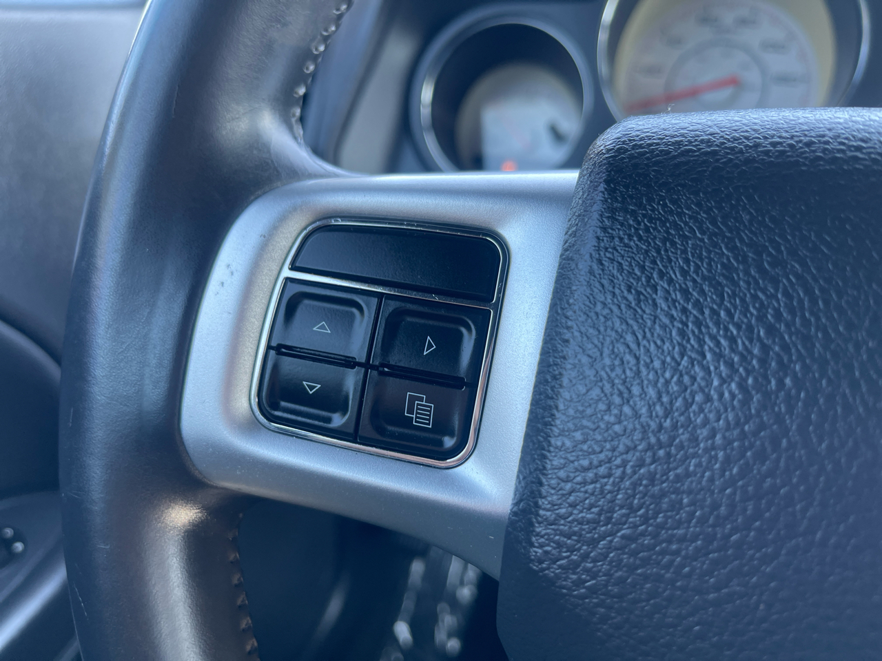 Dodge Challenger  2014