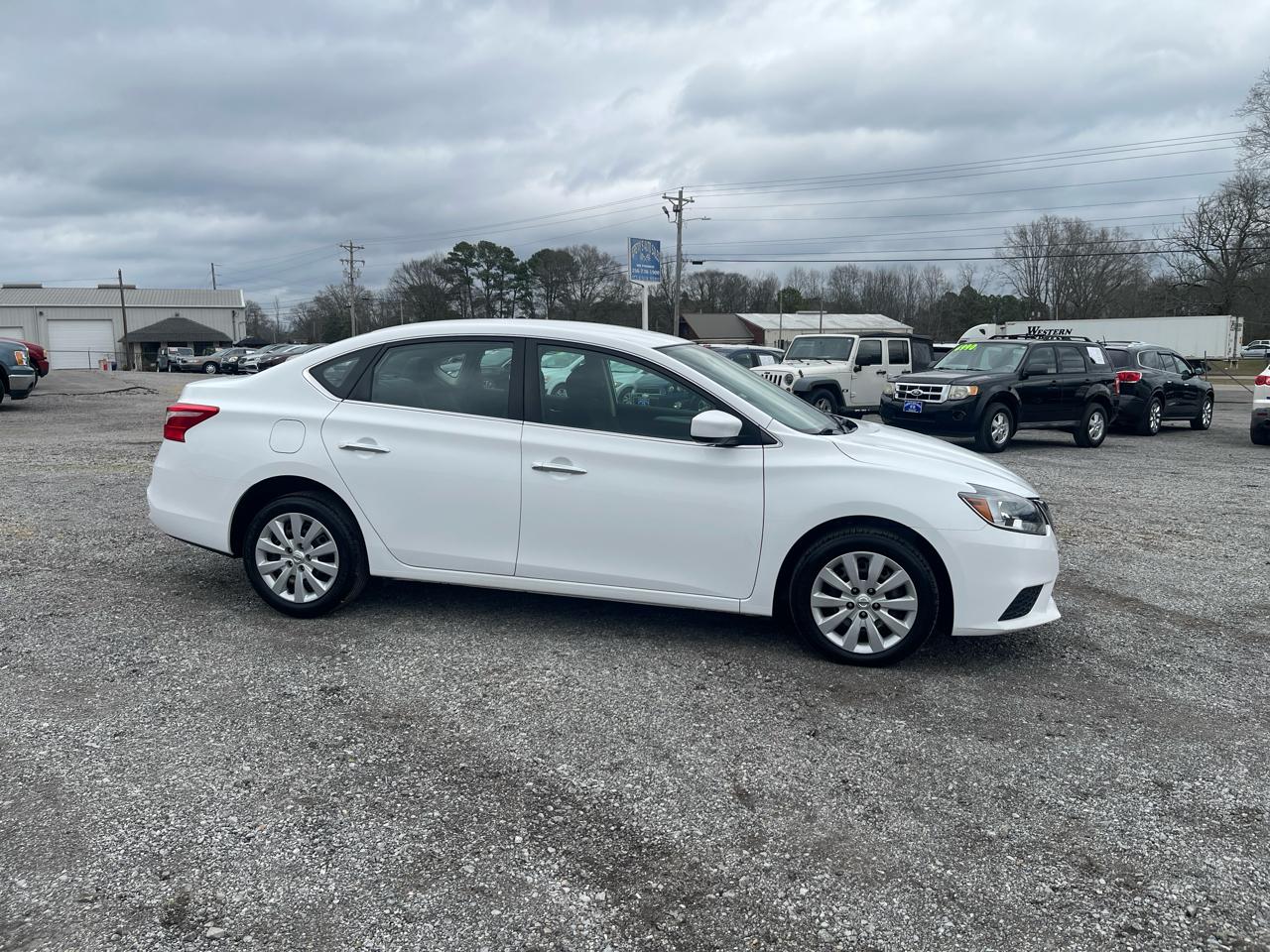 Nissan Sentra S 2019