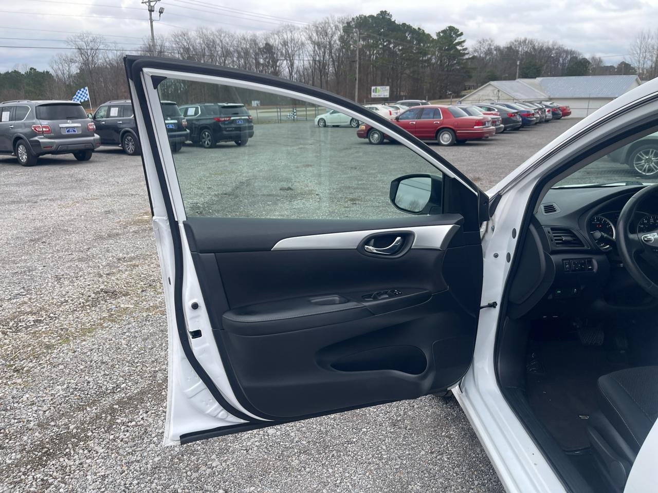 Nissan Sentra S 2019