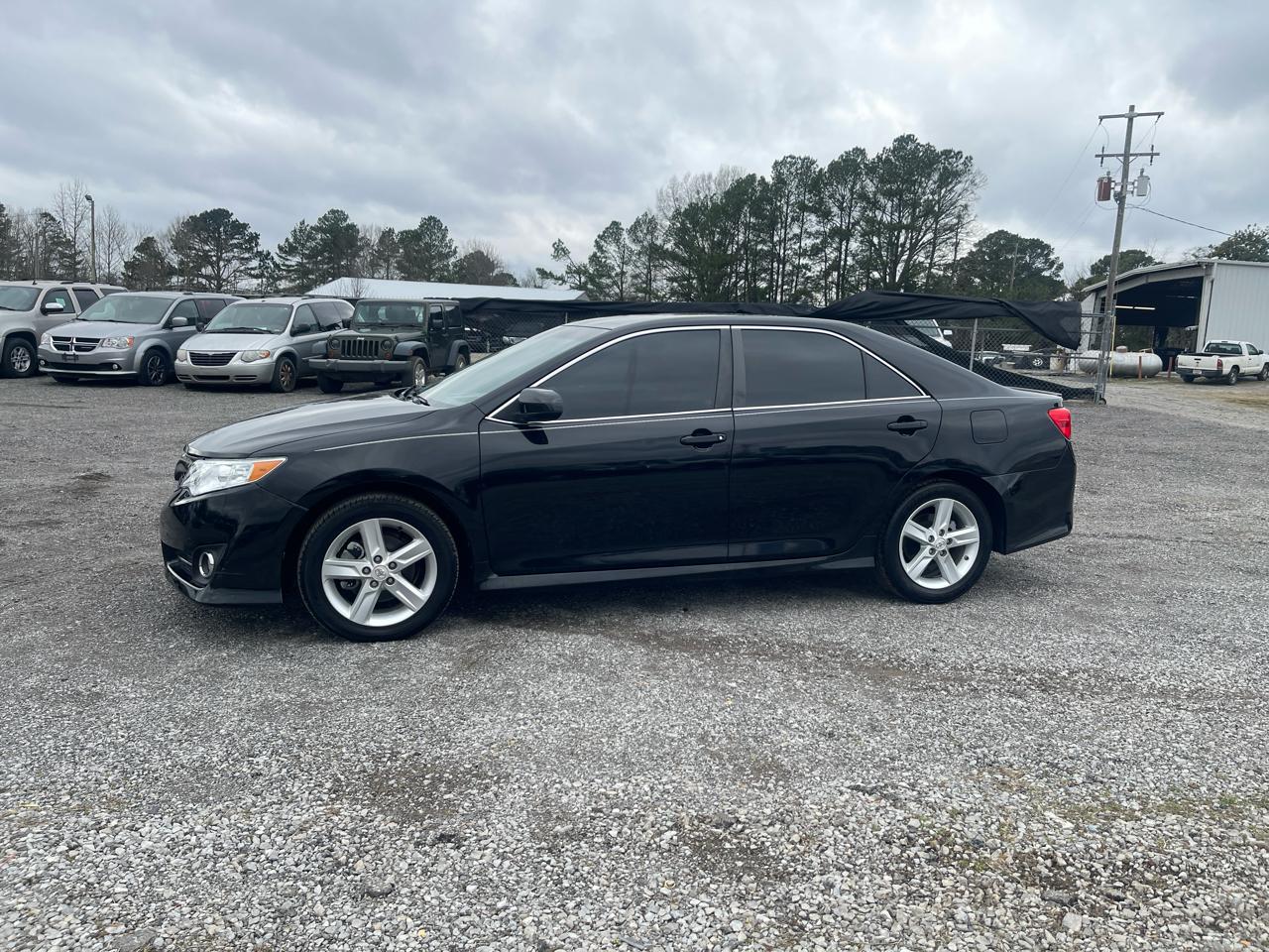 Toyota Camry Base 2012