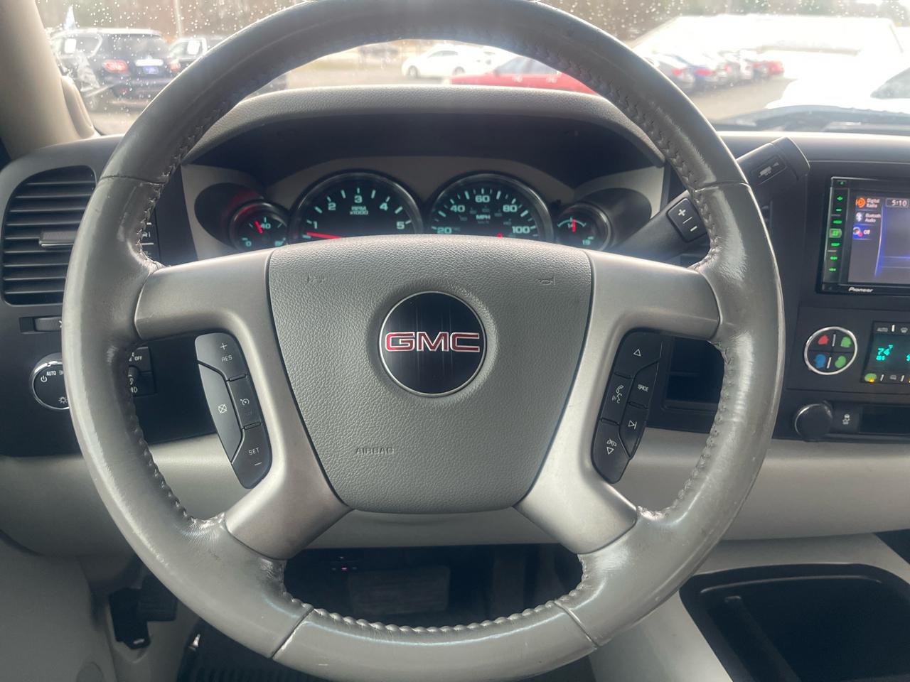 GMC Sierra 1500  2013