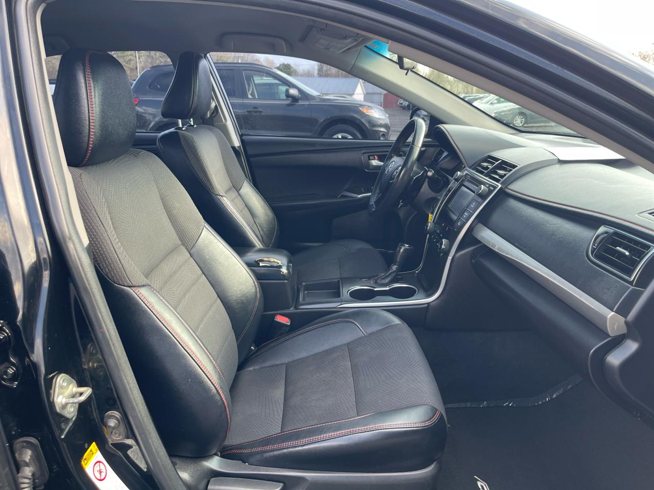 Toyota Camry LE  2017