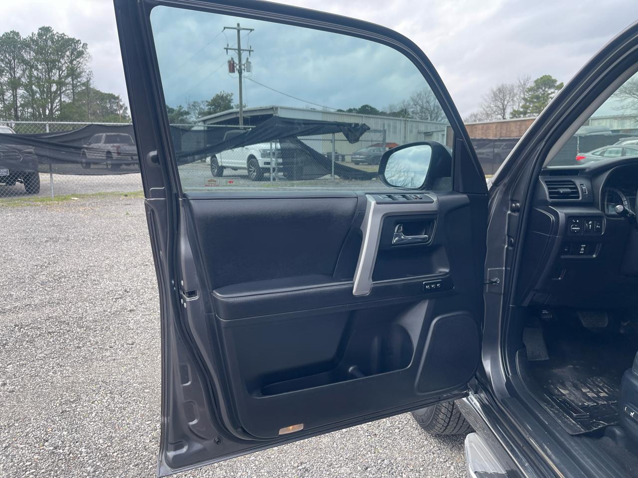 Toyota 4Runner  2014