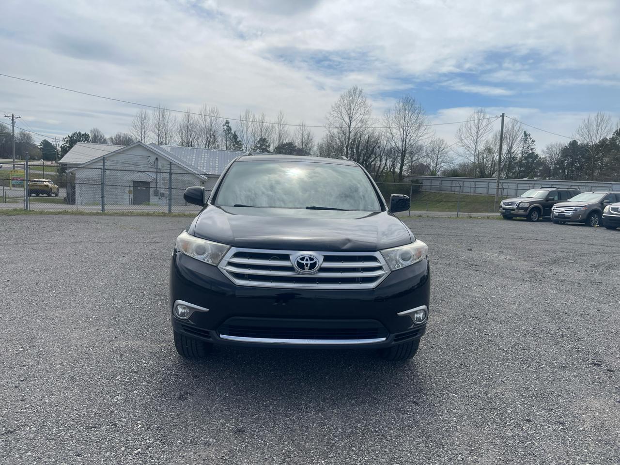 Toyota Highlander Base 2011