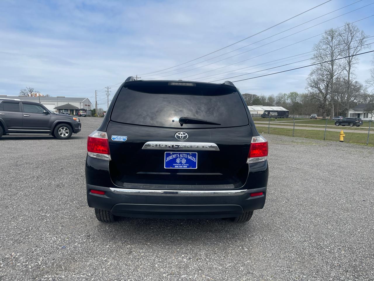 Toyota Highlander Base 2011