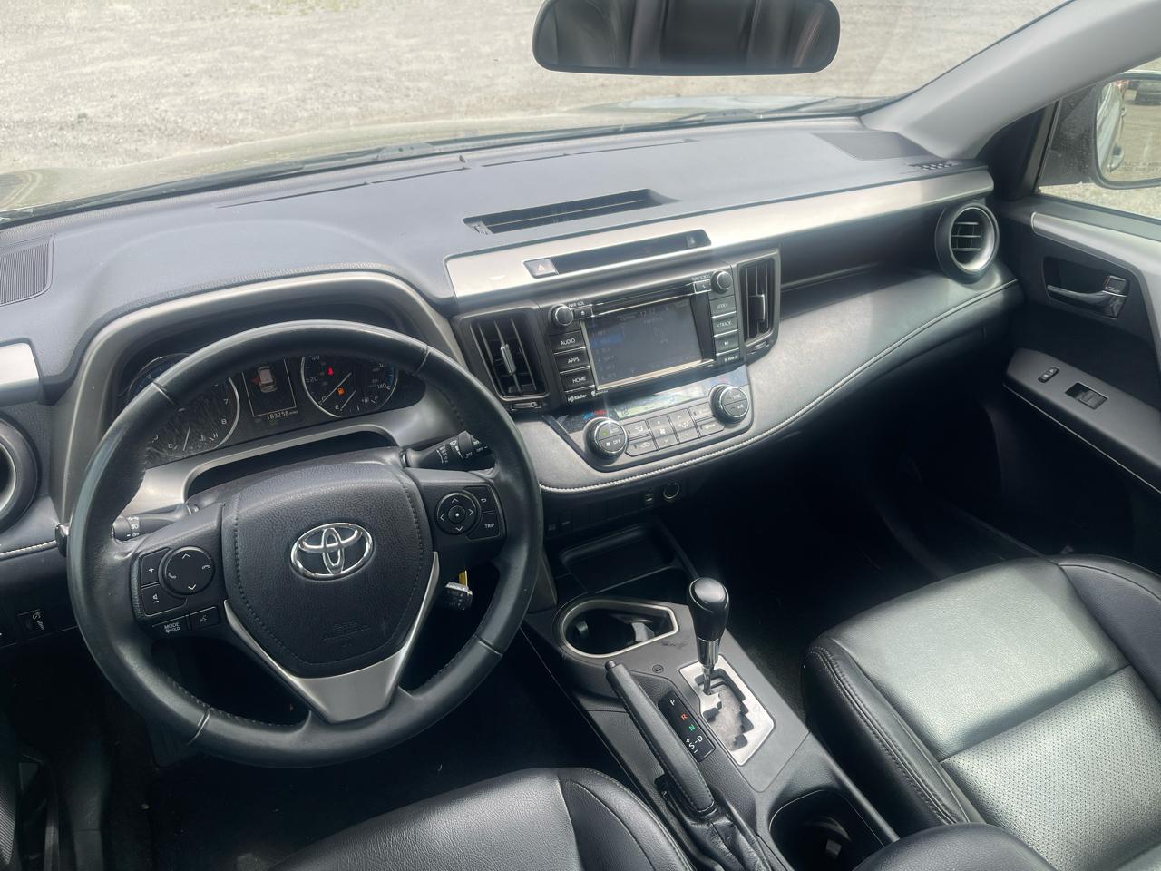 Toyota RAV4  2016