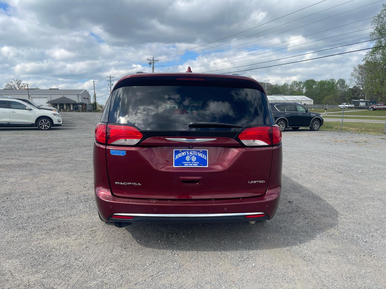 Chrysler Pacifica  2018