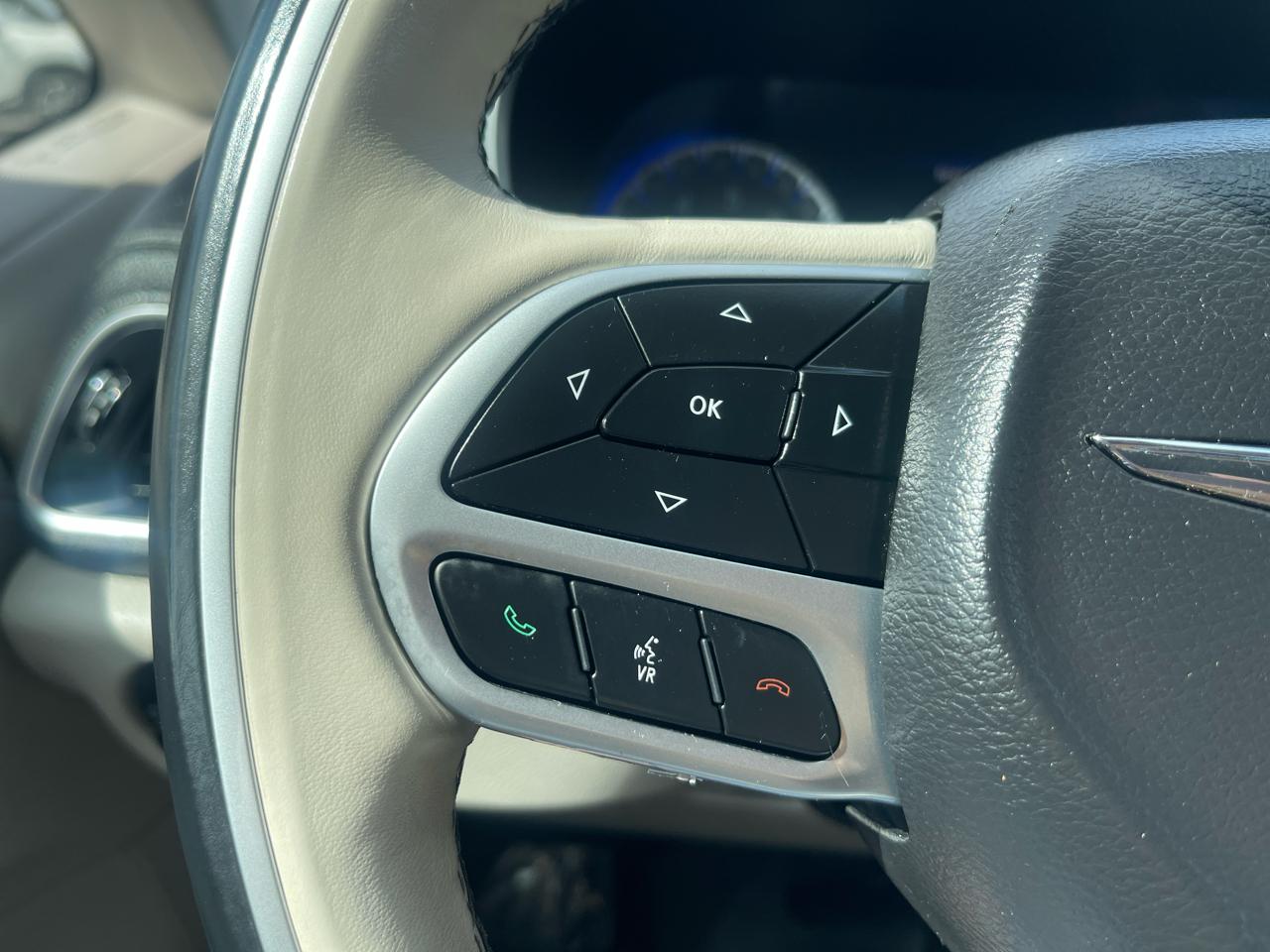 Chrysler Pacifica  2018