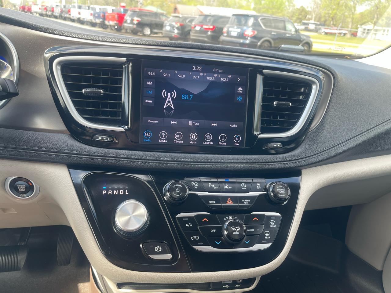 Chrysler Pacifica  2018