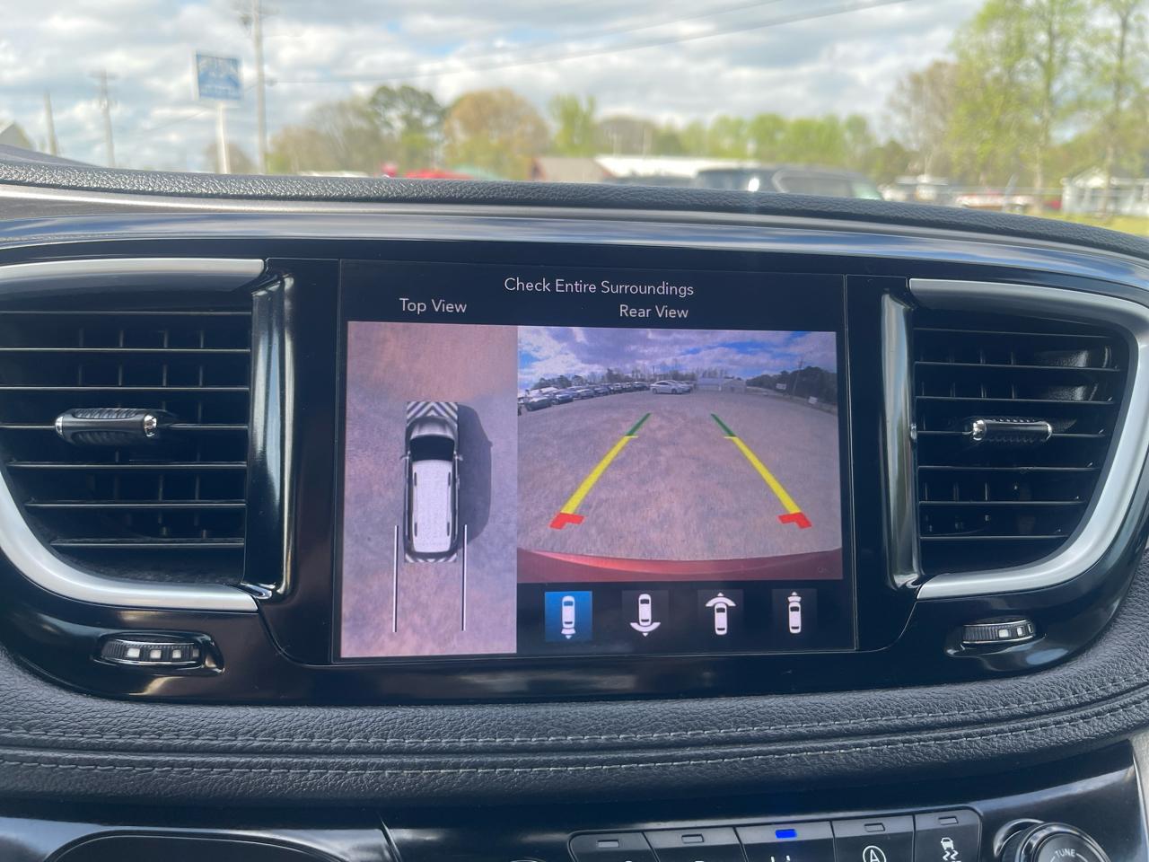 Chrysler Pacifica  2018